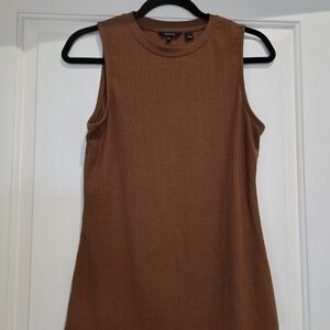 RW&CO. Chestnut Ribbed Knit Top